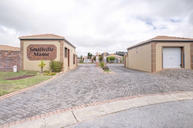 3 Bedroom Property for Sale in Parsonsvlei Eastern Cape